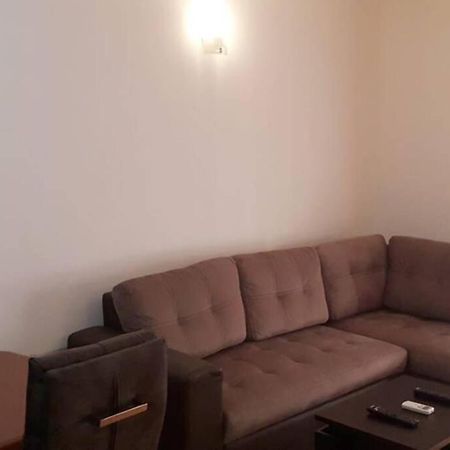 Apartman Franko - Uz Parking Pula Exteriör bild