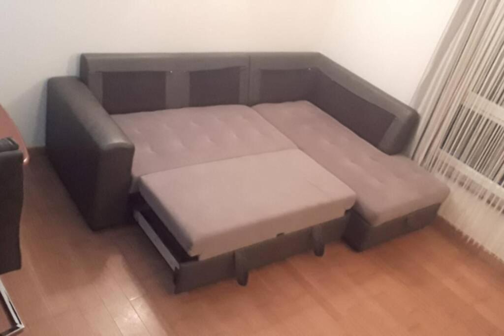 Apartman Franko - Uz Parking Pula Exteriör bild