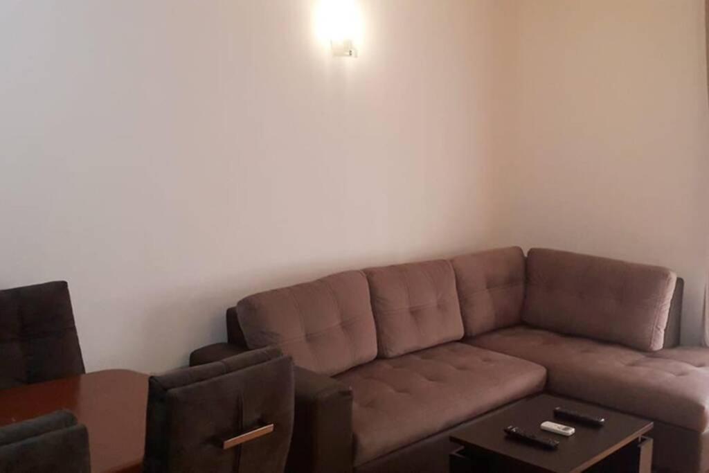 Apartman Franko - Uz Parking Pula Exteriör bild